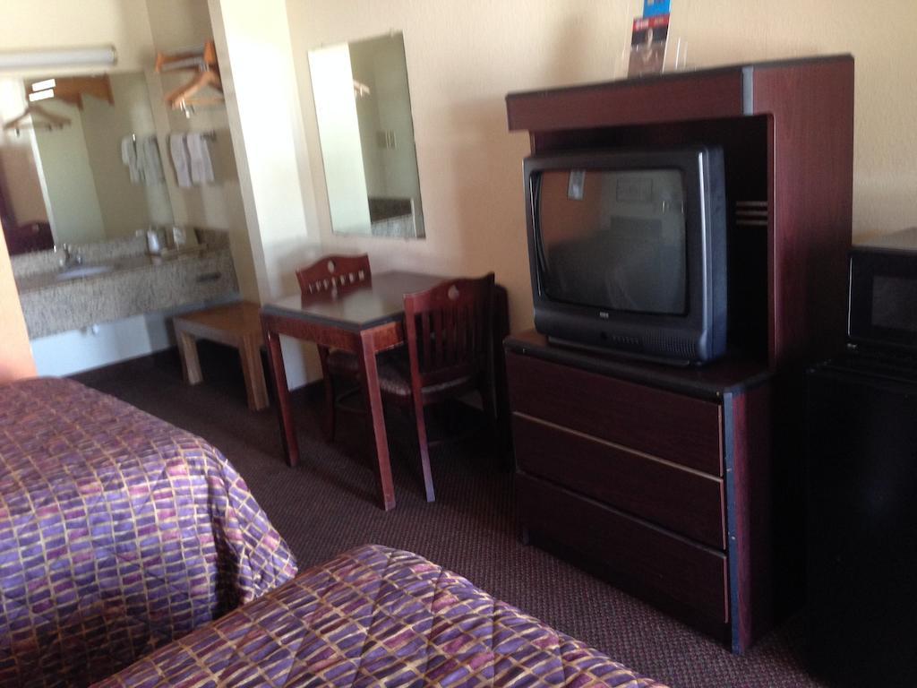 Scottish Inns Jonesboro Oda fotoğraf