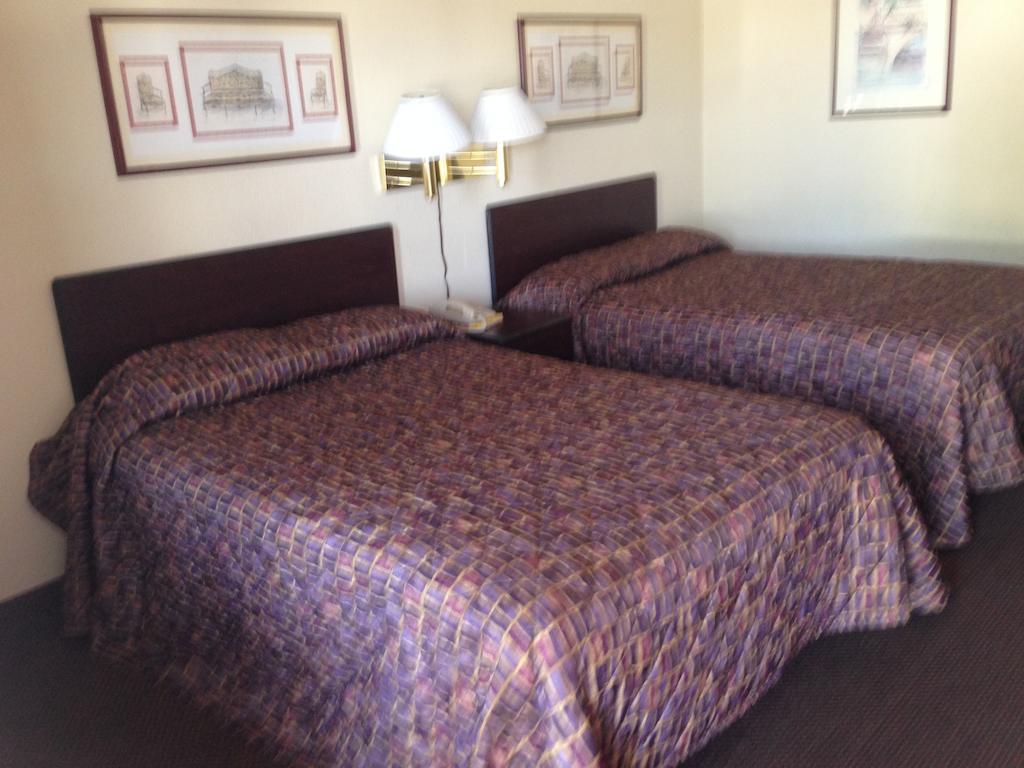 Scottish Inns Jonesboro Oda fotoğraf