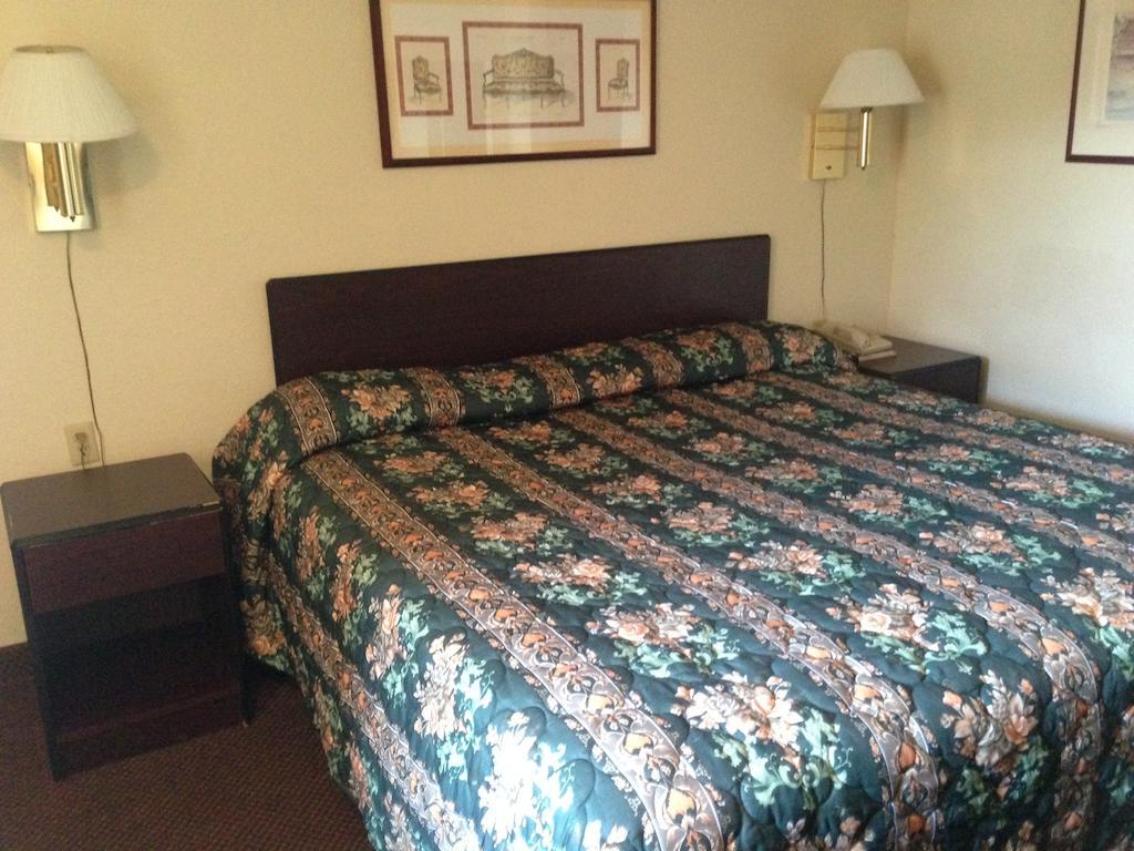 Scottish Inns Jonesboro Oda fotoğraf